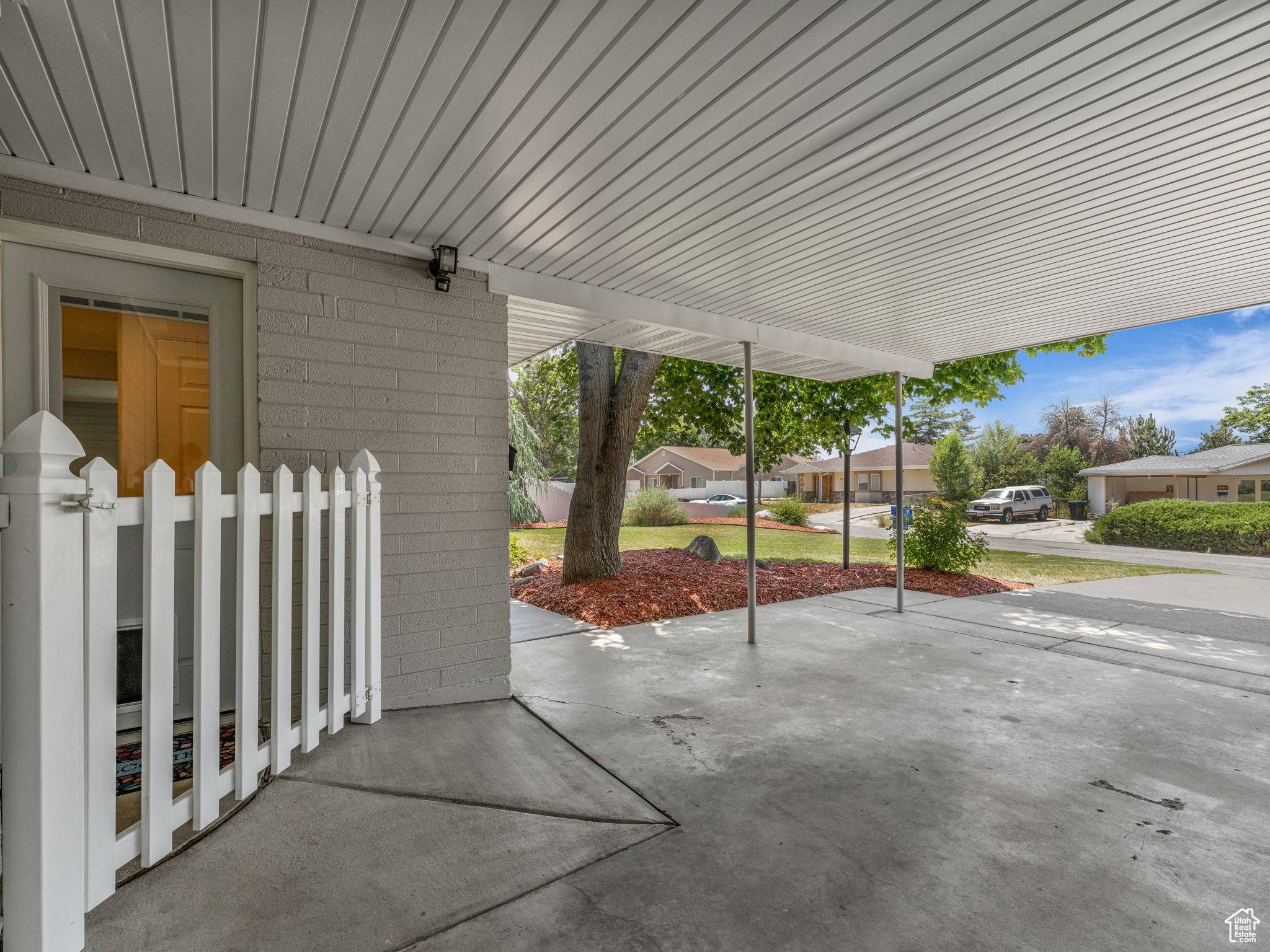 Sandy, UT 84093,8501 S 1475 E