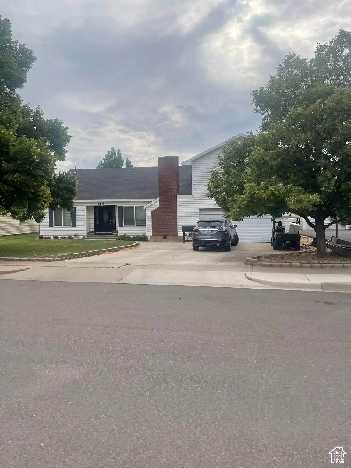 Roosevelt, UT 84066,156 N 100 W