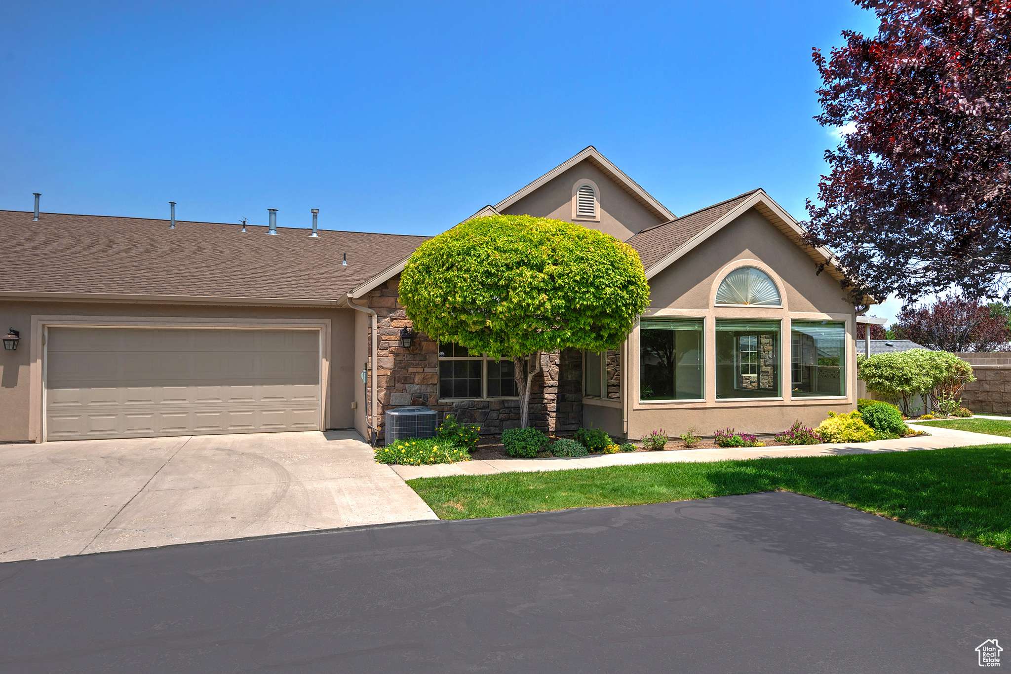 2909 W ABBEY SPRINGS CIR, West Jordan, UT 84084