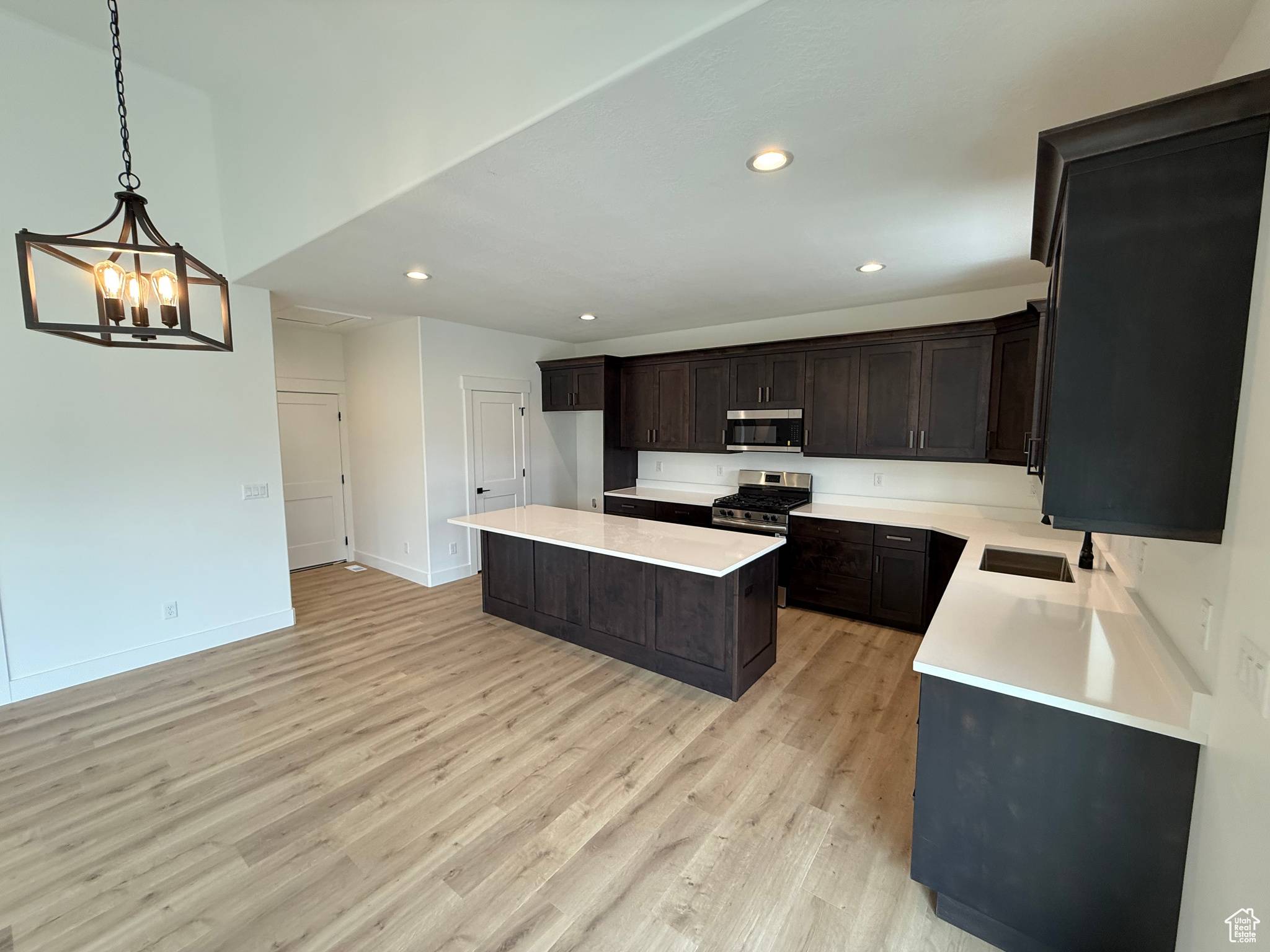 Stansbury Park, UT 84074,5212 N ROMA LN