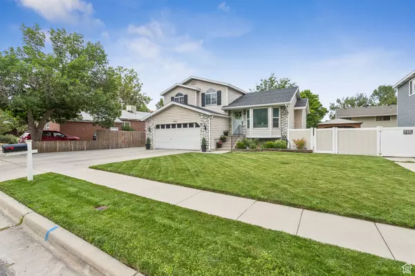 Sandy, UT 84047,7776 S UNIONWOOD DR E