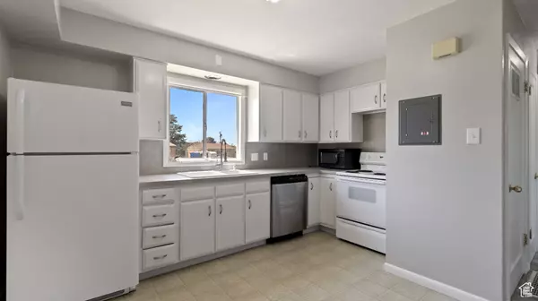 Washington Terrace, UT 84405,5101 S 525 W