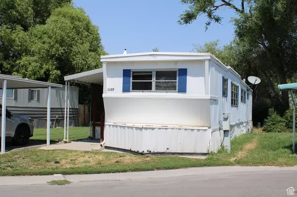 1177 E LA CONTESSA DR S, Holladay, UT 84117