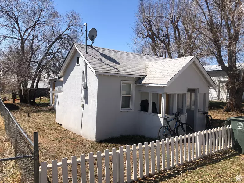 331 W 300 N, Blanding, UT 84511