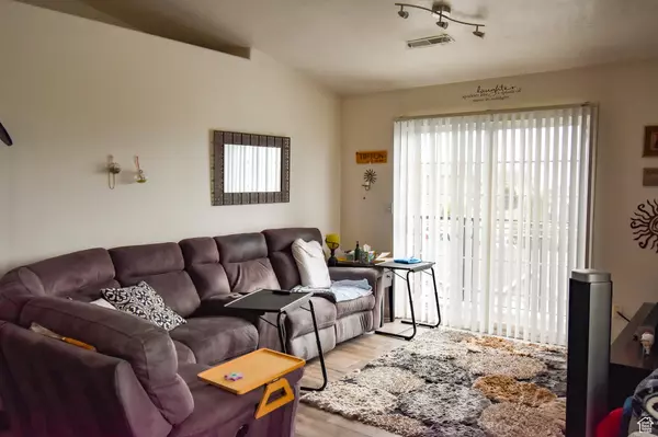 Saratoga Springs, UT 84045,2127 N MORNING STAR DR