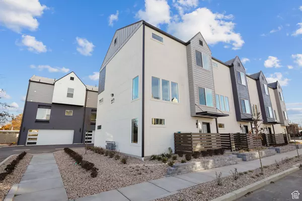 Millcreek, UT 84107,4479 S 500 E #67