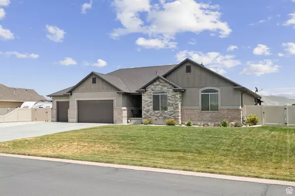 393 S ROADSTER LN, Grantsville, UT 84029