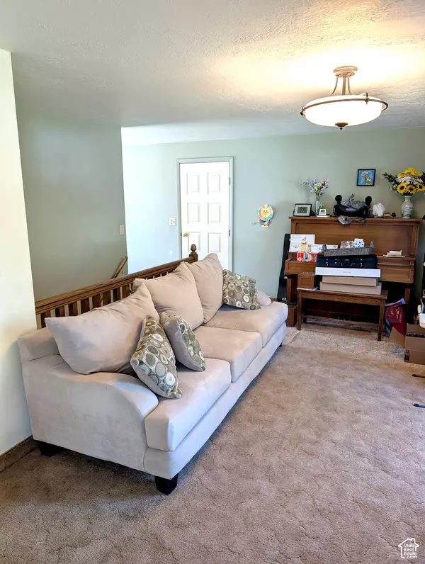 Hyrum, UT 84319,445 S 600 E
