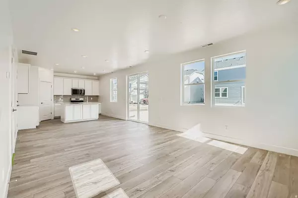 Lehi, UT 84043,1970 N 2090 W