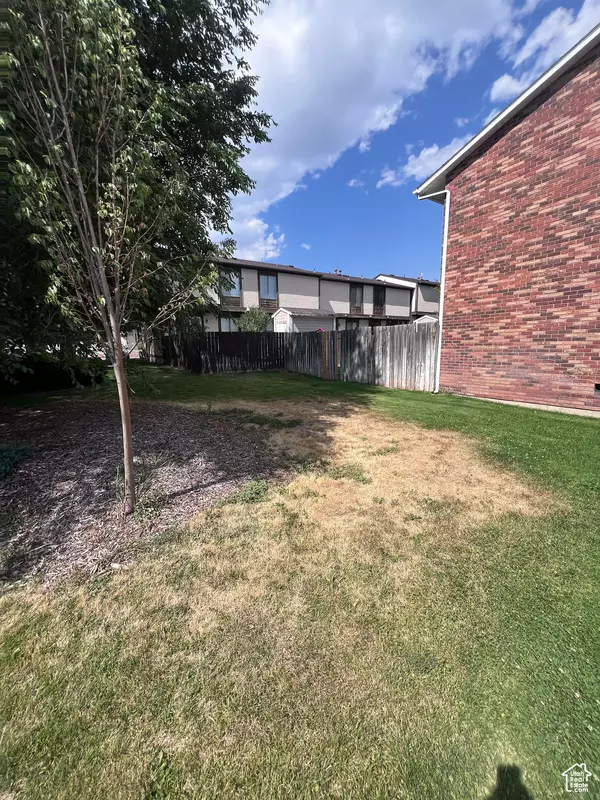 Layton, UT 84041,556 N FAIRFIELD RD #D1