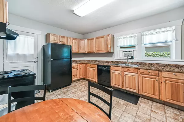 Logan, UT 84321,440 N 400 E