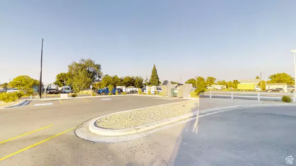Lehi, UT 84043,611 N 400 E