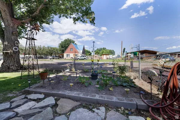 Duchesne, UT 84021,213 E 100 S