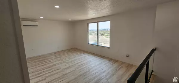 Green River, UT 84525,670 W PIRATE AVE