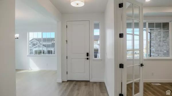 Saratoga Springs, UT 84045,893 W BLACK TAIL ST #221