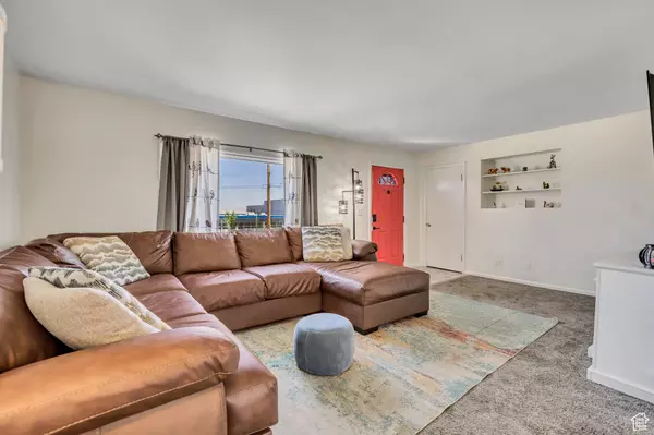 Magna, UT 84044,8521 W 3100 S