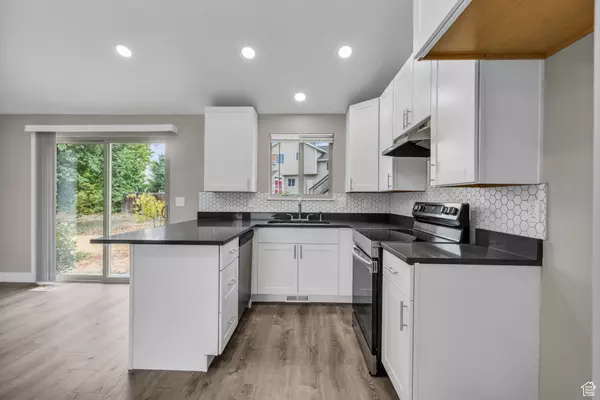 West Jordan, UT 84081,4909 W SAKURA CT