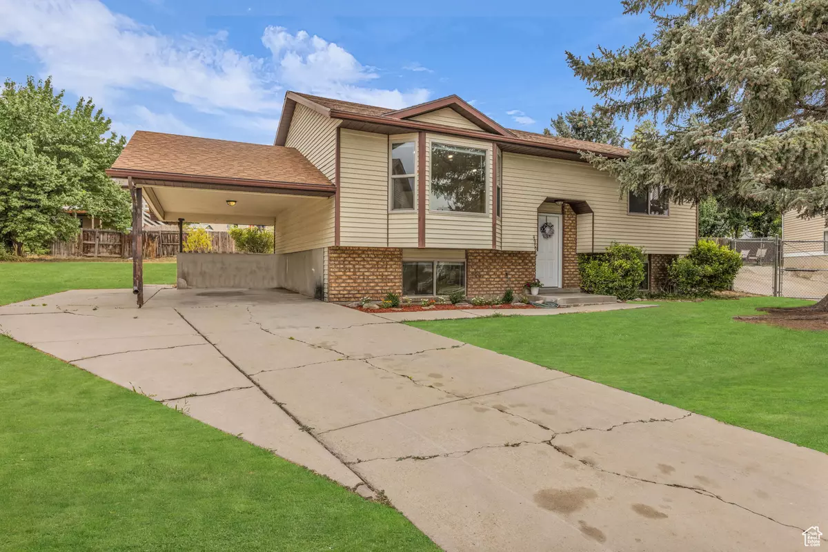 West Jordan, UT 84081,4909 W SAKURA CT