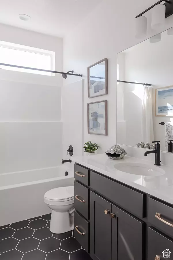 Pleasant Grove, UT 84062,731 W 1590 N #15