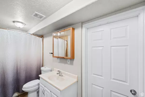 Eagle Mountain, UT 84005,1770 E CEDAR ST