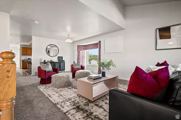 South Ogden, UT 84405,5615 S 1075 E