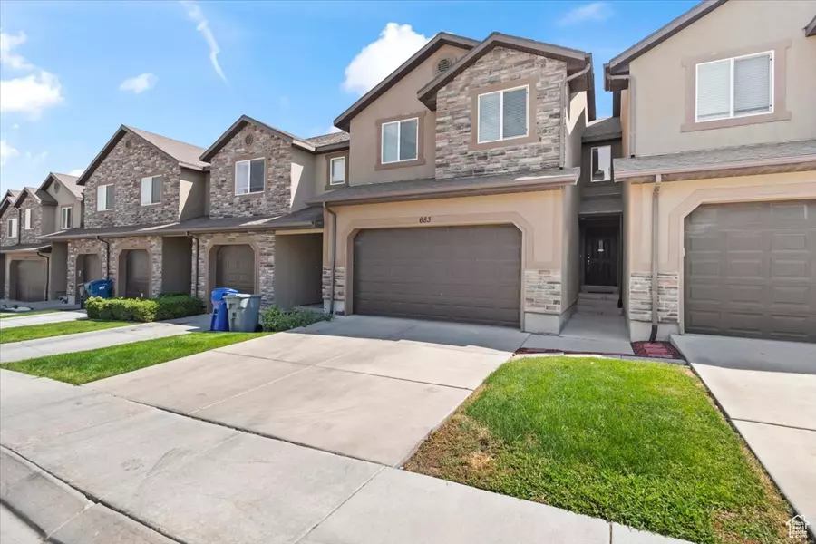 683 W SARATOGA CHASE DR N, Saratoga Springs, UT 84045