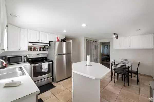 Pleasant Grove, UT 84062,767 E 100 N