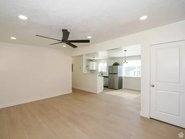 Taylorsville, UT 84129,4919 S MARIANNA DR