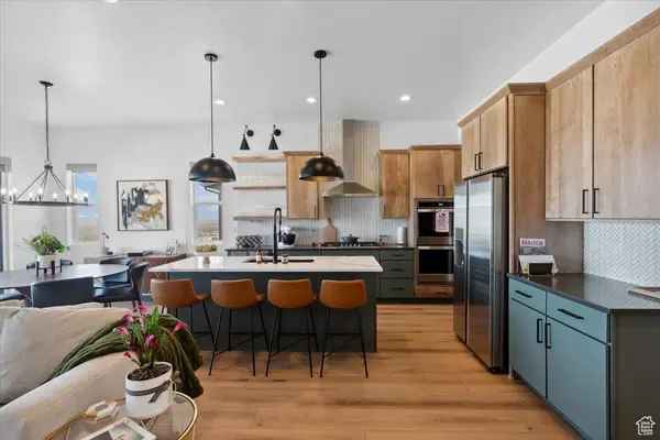 North Salt Lake, UT 84054,712 S MILLER AVE