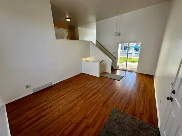 West Valley City, UT 84120,3087 S DERBYSHIRE