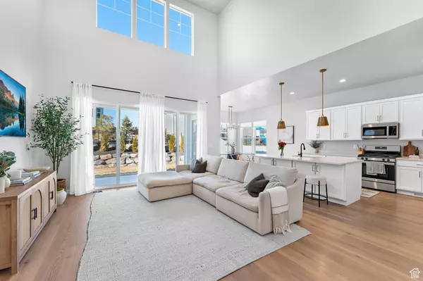 Saratoga Springs, UT 84045,2753 S GREENHEAD DR #707