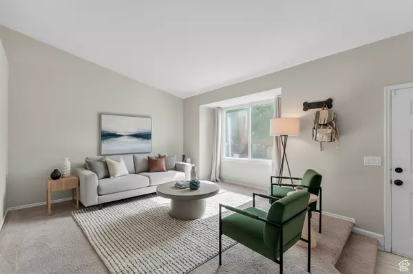 889 S CLOVER CIR, Ogden, UT 84404