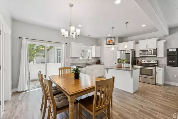 Eagle Mountain, UT 84005,8626 N COTTONWOOD ALY