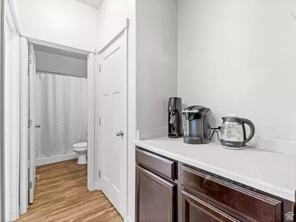 Vineyard, UT 84059,341 N 680 E