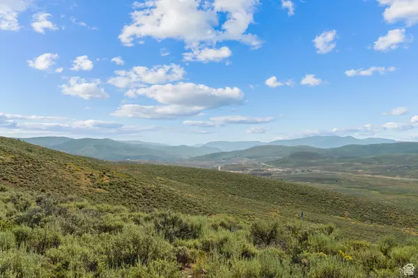 Park City, UT 84098,5502 GOLF CLUB #1