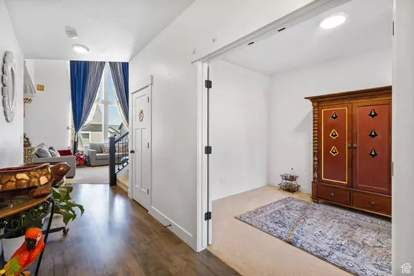 Herriman, UT 84096,4162 W GATE KEEPER DR S #705