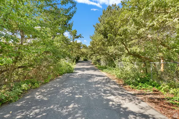 Uintah, UT 84403,2531 WOODLAND DR