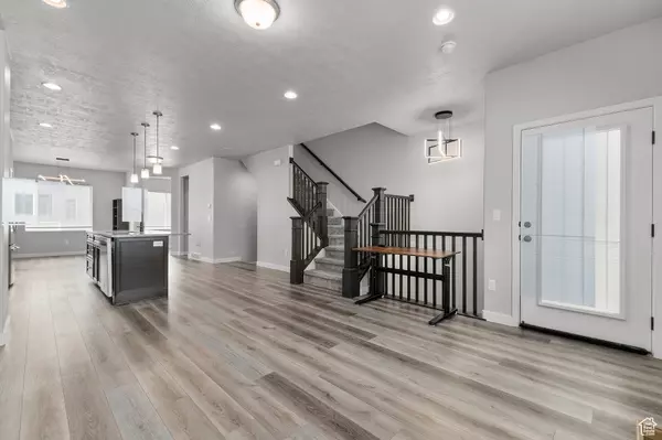15208 S WILD HORSE WAY, Bluffdale, UT 84065