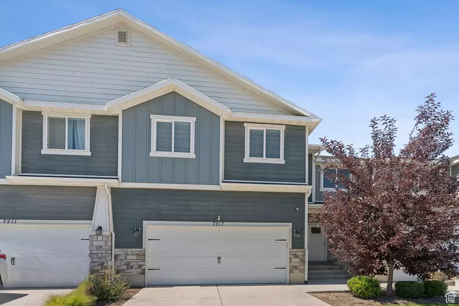 7217 N CLOVER LEAF LN E, Eagle Mountain, UT 84005