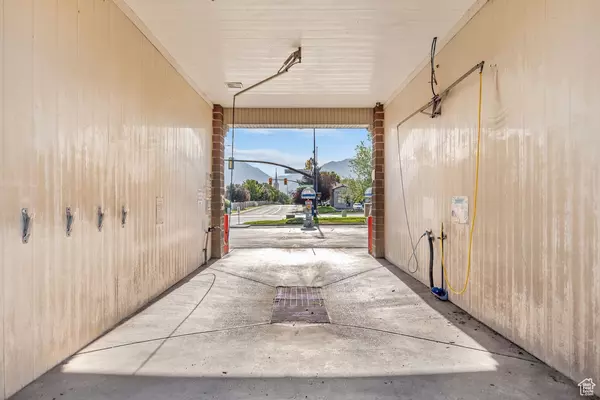 South Jordan, UT 84095,10210 S REDWOOD RD