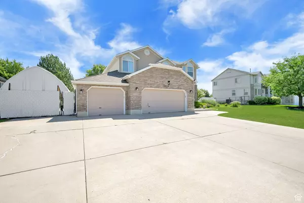 Roy, UT 84067,5664 S 3700 W