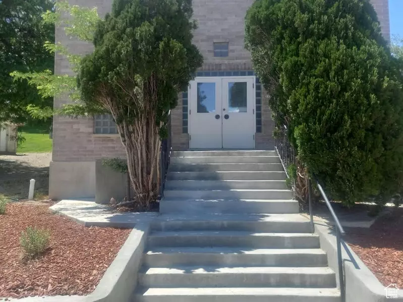 290 S 100 W, Milford, UT 84751