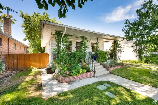 Salt Lake City, UT 84106,2118 S GREEN ST E