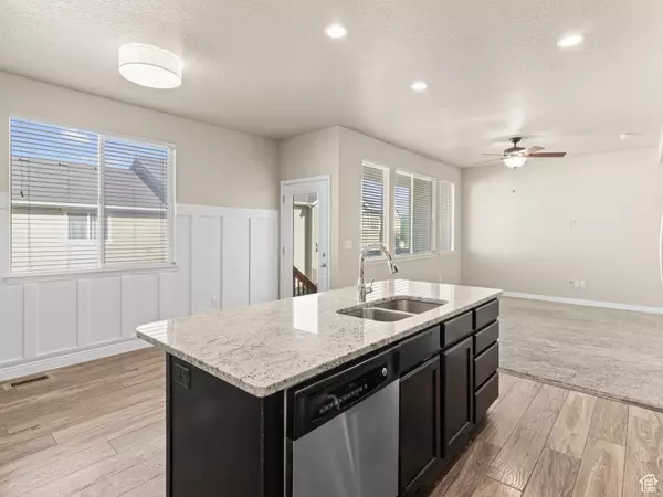 Herriman, UT 84096,14313 S MEADOW ROSE DR