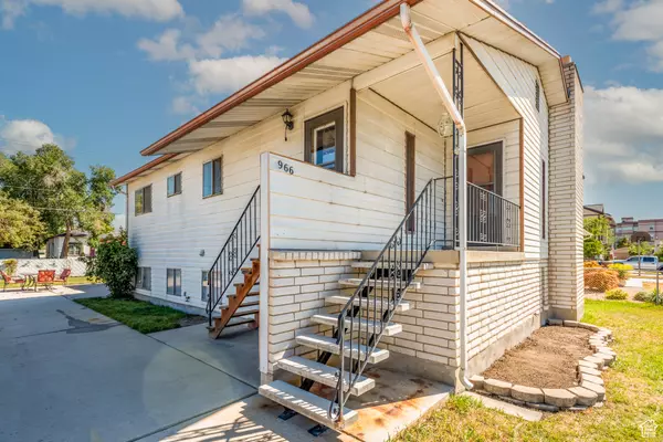 Salt Lake City, UT 84104,966 W PIONEER CIR S