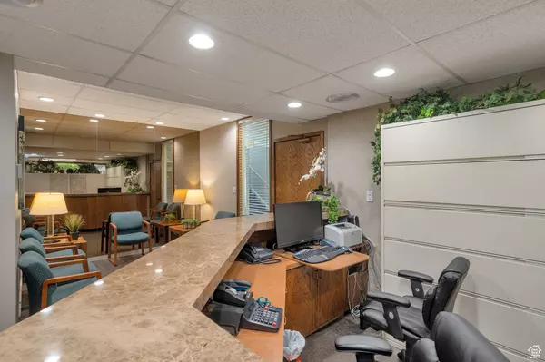 Salt Lake City, UT 84105,1955 S 1300 E #L1