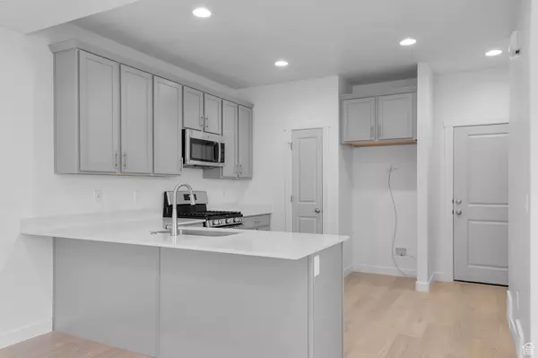 Lehi, UT 84043,1819 N 3530 W