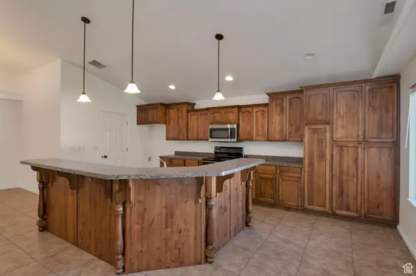 North Ogden, UT 84414,768 E 1700 N