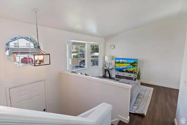 Ogden, UT 84404,830 MEADOW VIEW DR W