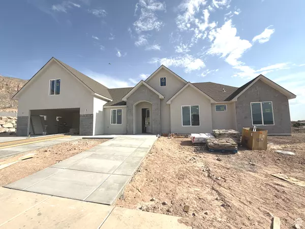 1037 W 3250 S, Hurricane, UT 84737
